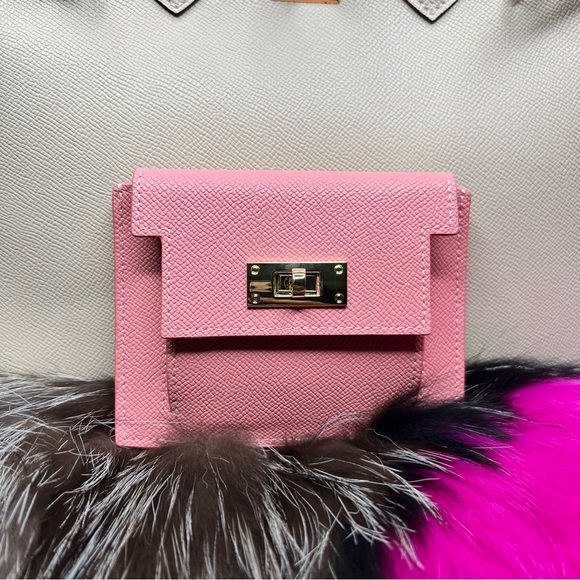 Pink Genuine Epsom Leather Coin Purse Compact Card Holder with Gold hardware. - Picture 3 of 7